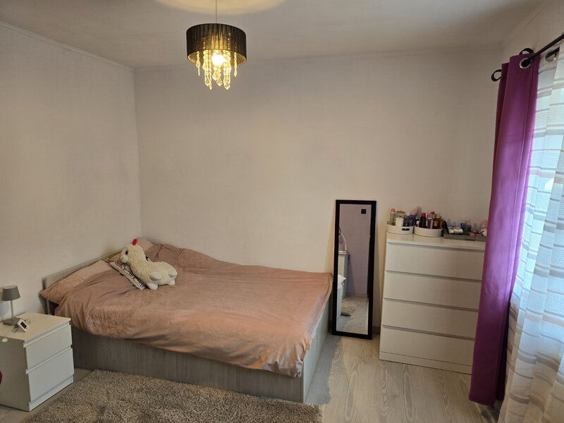 Nicolae Grigorescu, 5 minute metrou, chiar la statuie, casa si teren 500 mp