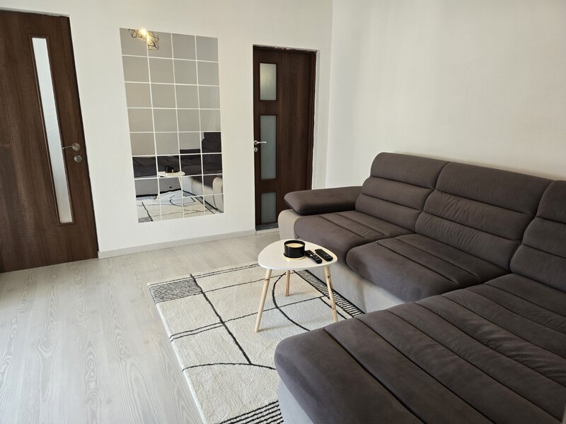 Nicolae Grigorescu, 5 minute metrou, chiar la statuie, casa si teren 500 mp