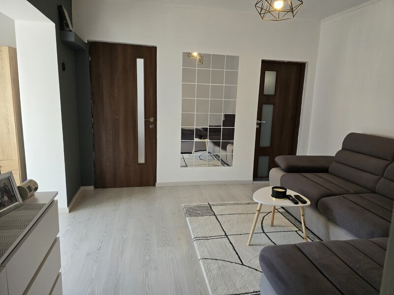 Nicolae Grigorescu, 5 minute metrou, chiar la statuie, casa si teren 500 mp