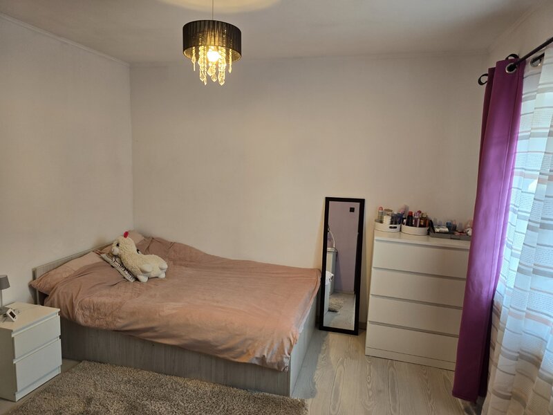 Nicolae Grigorescu, 5 minute metrou, chiar la statuie, casa si teren 500 mp